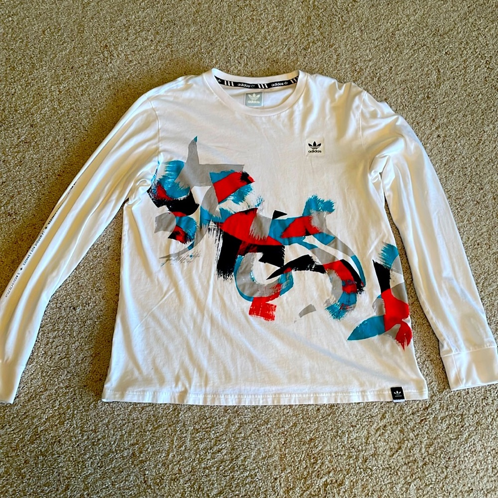 Adidas Long Sleeve Graphic Tee size Large